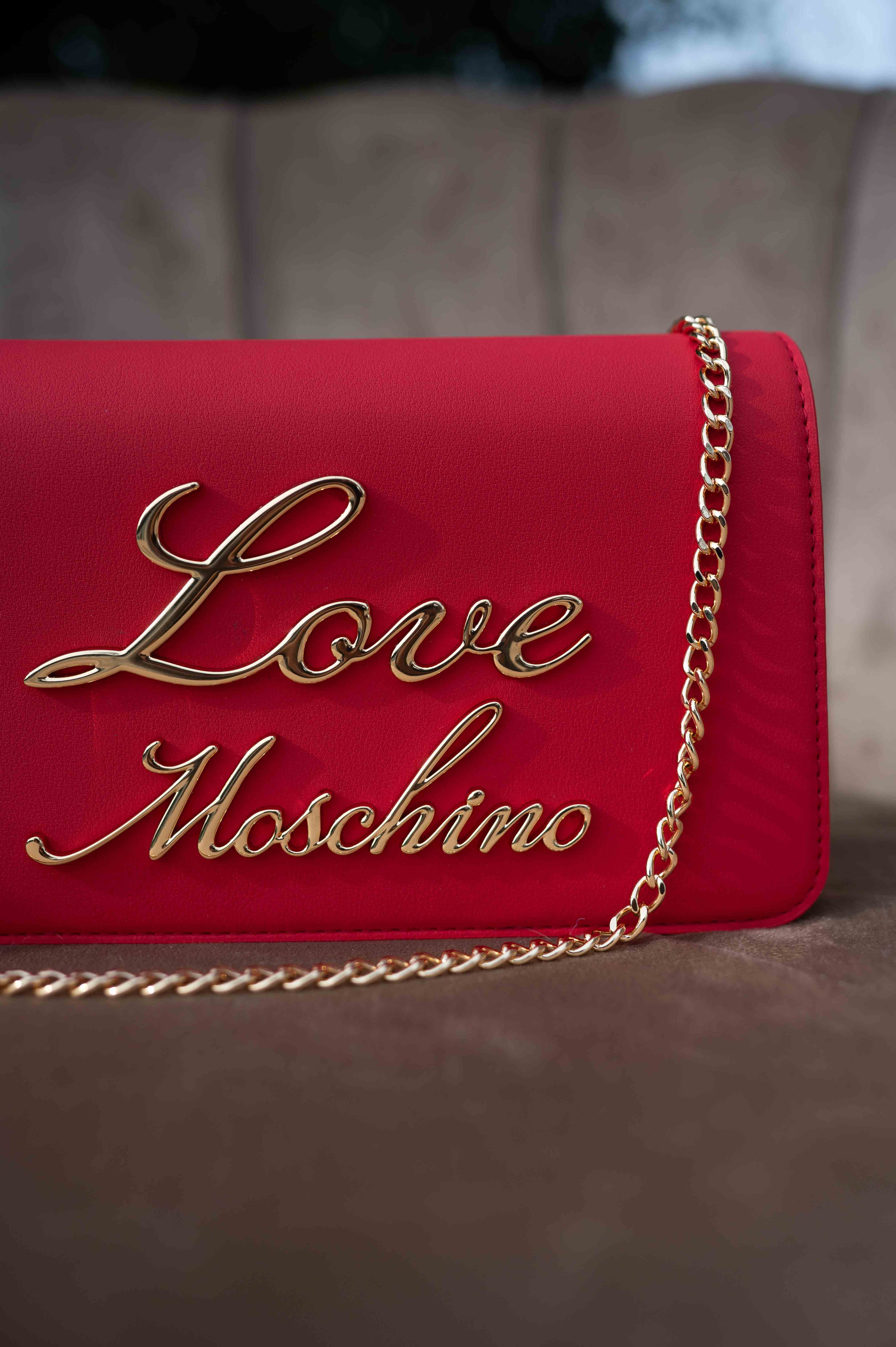 LOVE MOSCHINO Smart daily bag Logo Signature